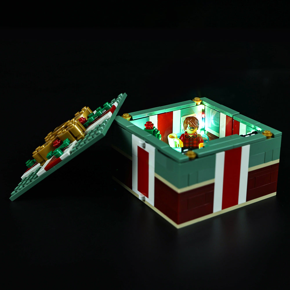 Light Kit for LEGO® Buildable Holiday Present 40292 - half-open present with the lid beside the lit room
