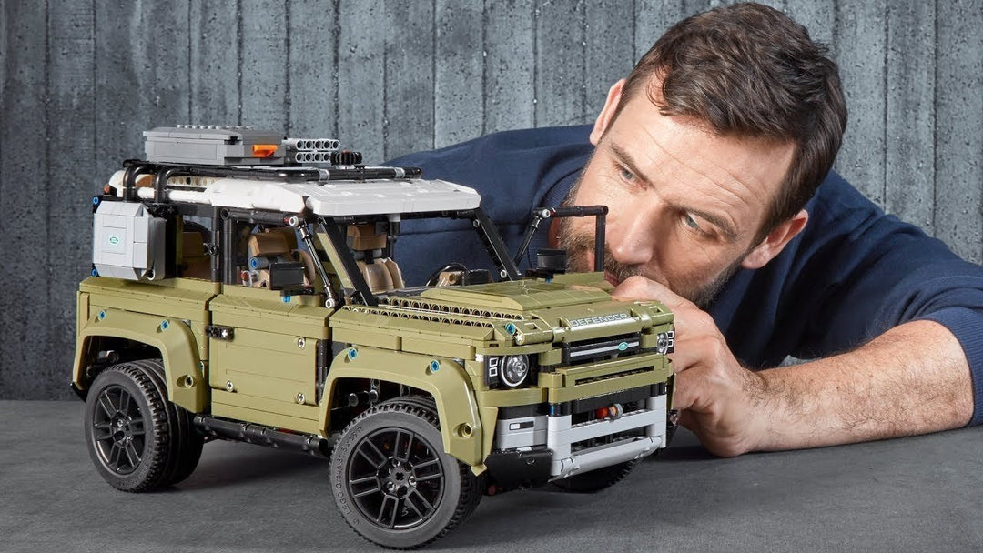 LEGO Land Rover Defender 42110