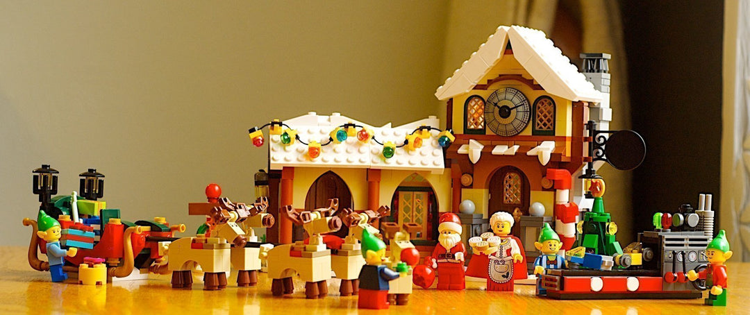 LEGO Santa's Workshop 10245 Its Review
