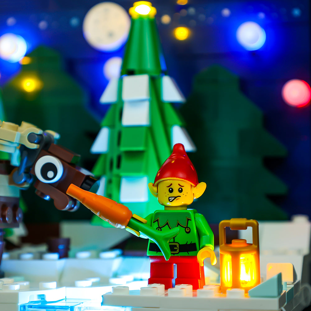 LEGO® Santa’s Front Yard 40484 light kit, illuminated gallery view 4