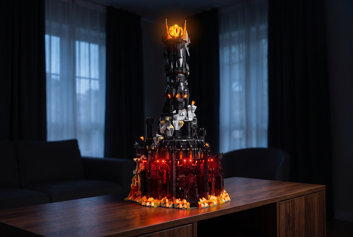 LEGO® Barad-dûr 10333 lit with a Game of Bricks light kit