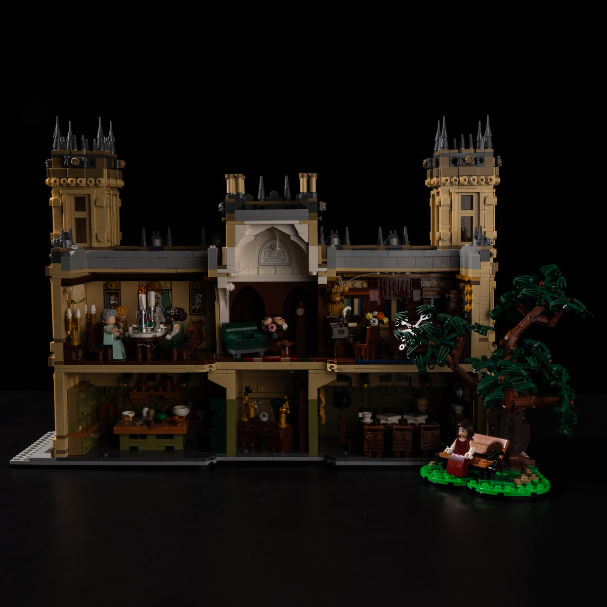 Downton Abbey upstairs & downstairs, lights off
