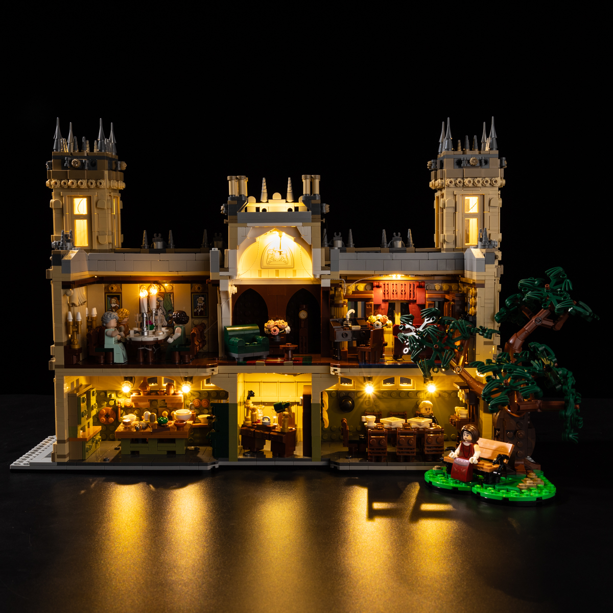Downton Abbey upstairs & downstairs, lights on