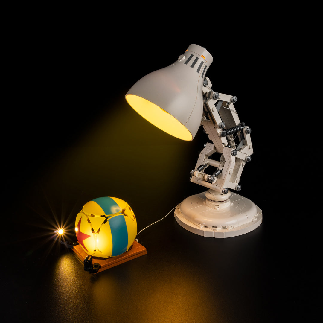 LEGO Ideas ǀ Disney Pixar Luxo Jr. 21357 Light Kit