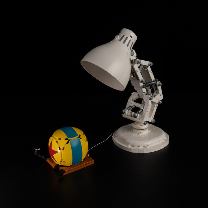 LEGO Ideas ǀ Disney Pixar Luxo Jr. 21357 Light Kit