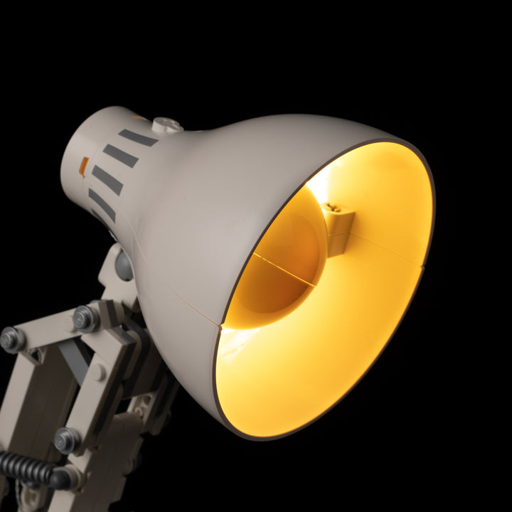 LEGO Ideas ǀ Disney Pixar Luxo Jr. 21357 Light Kit