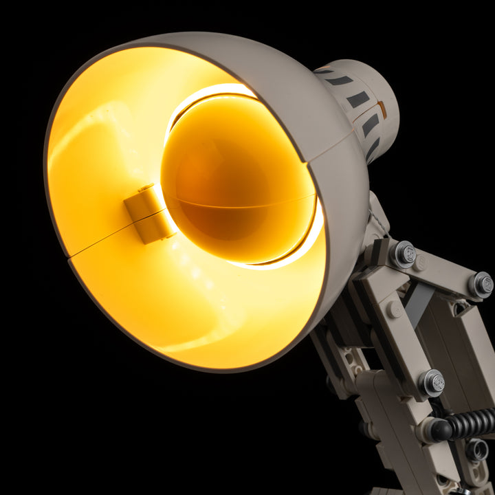LEGO Ideas ǀ Disney Pixar Luxo Jr. 21357 Light Kit