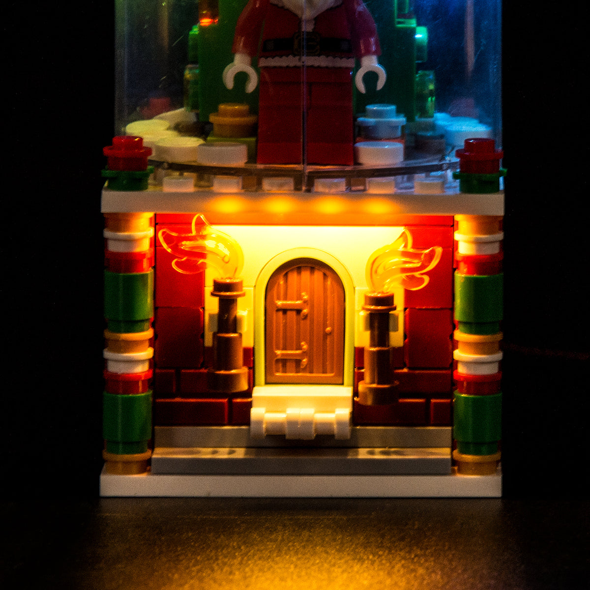 Light Kit for LEGO® Snowglobe 40223 - illuminated doorway detail